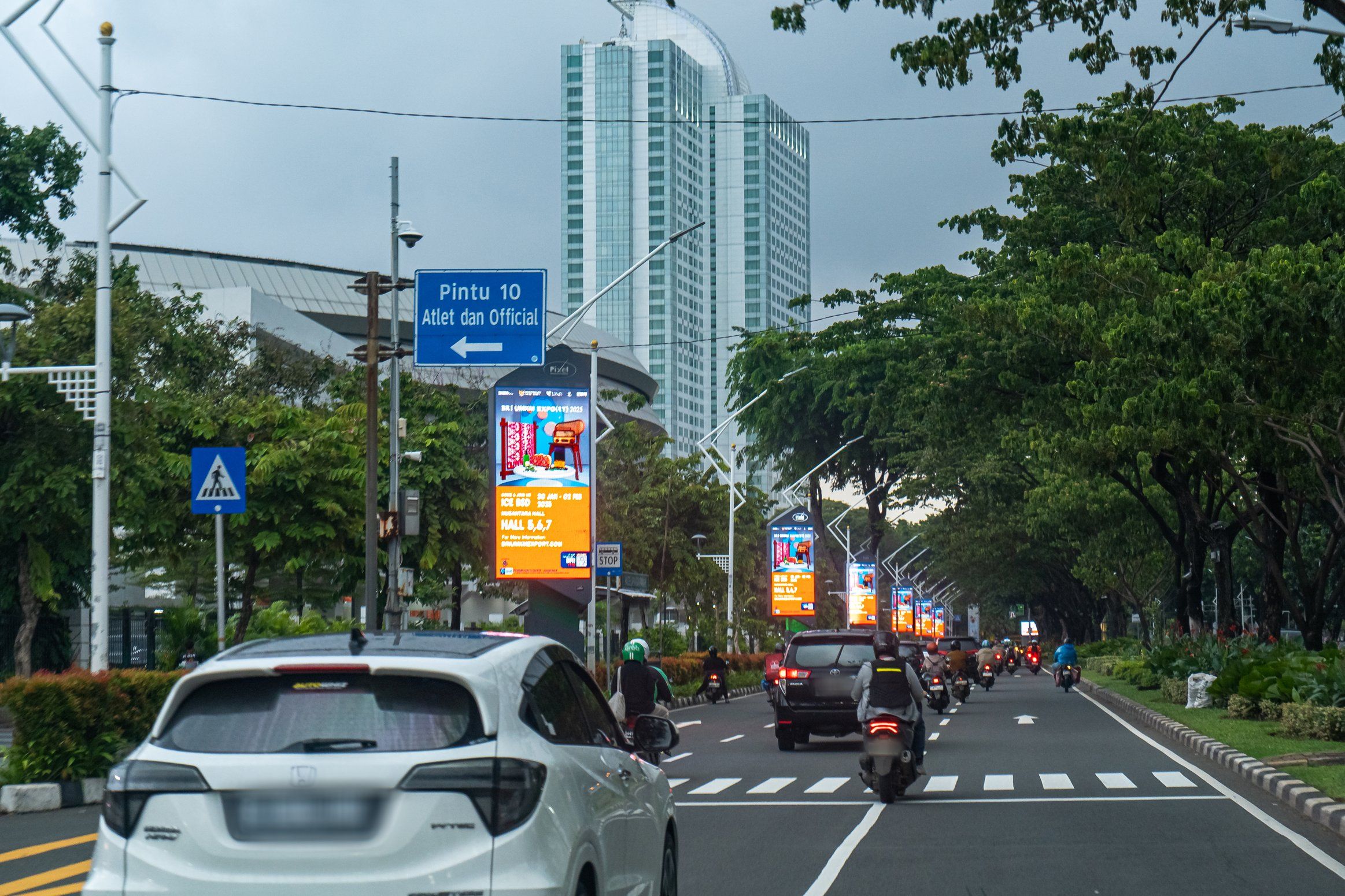 Gelora Bung Karno, Jl. Gerbang Pemuda